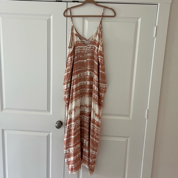 Lovestitch Tie-Dye Mila Maxi Dress - Picture 2 of 7
